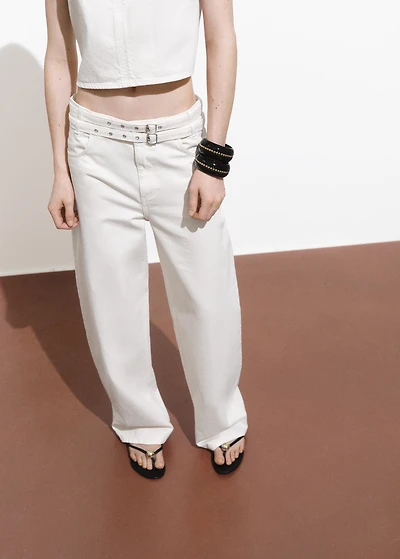 Barrel jeans with double belt