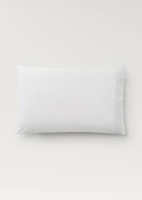 Two pillowcases with lace detail 50x75 cm