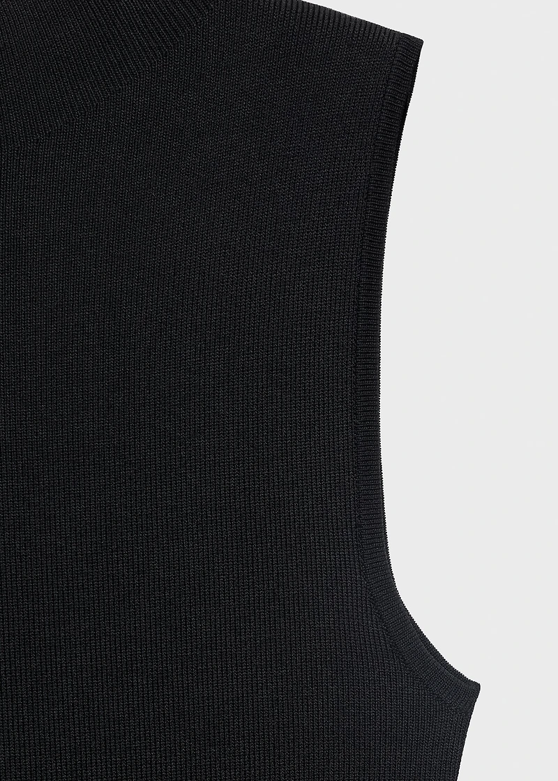 Combined dress with perkins collar