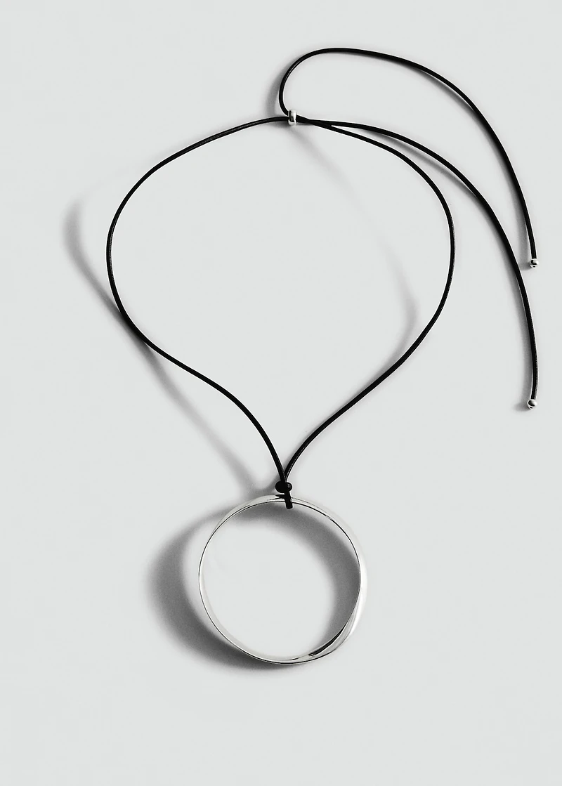 Hoop pendant necklace