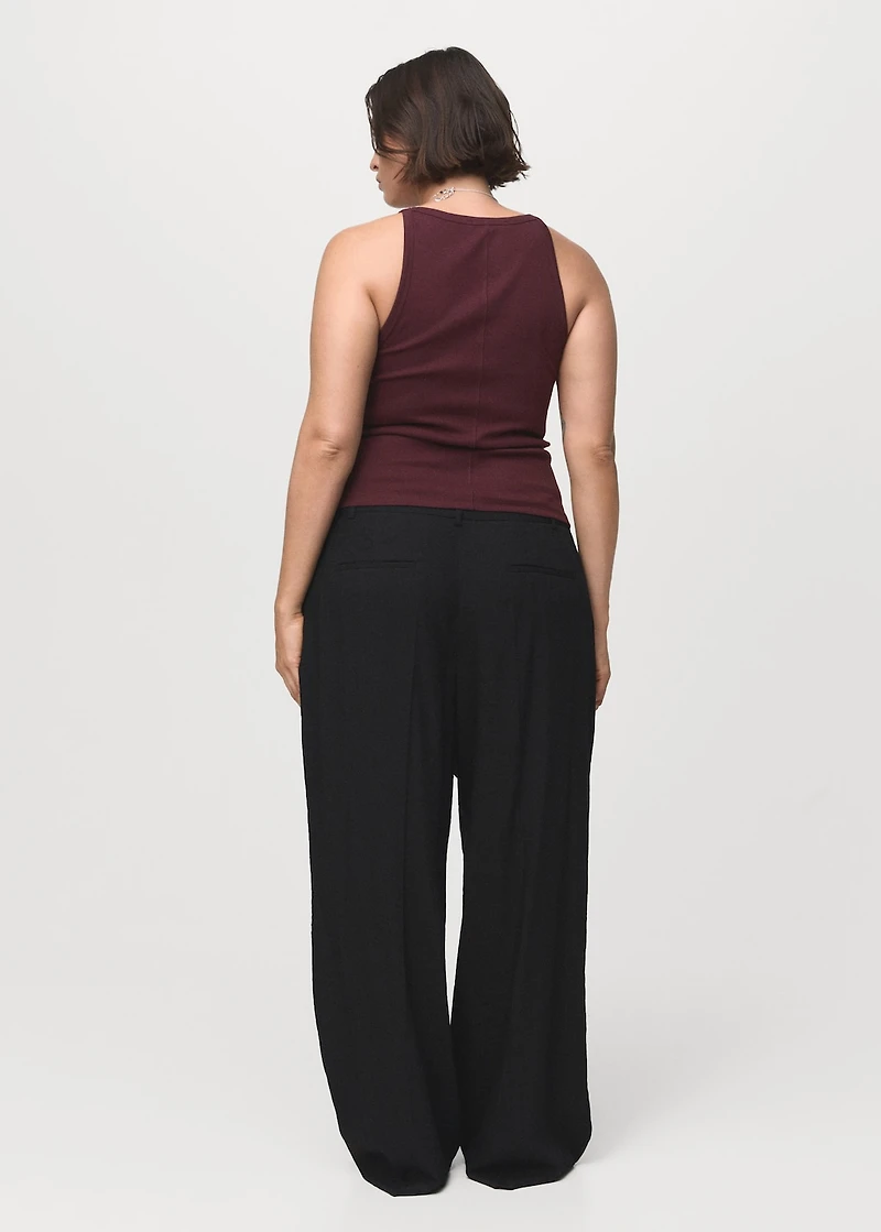 Wide leg pleated pants