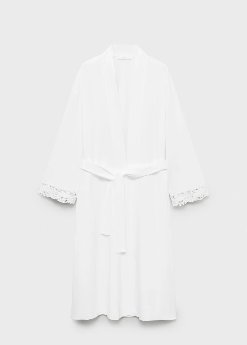 Cotton robe with lace