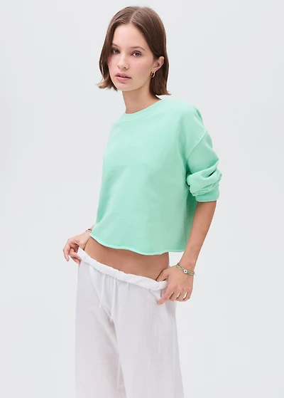 Sweatshirt with seamless finish