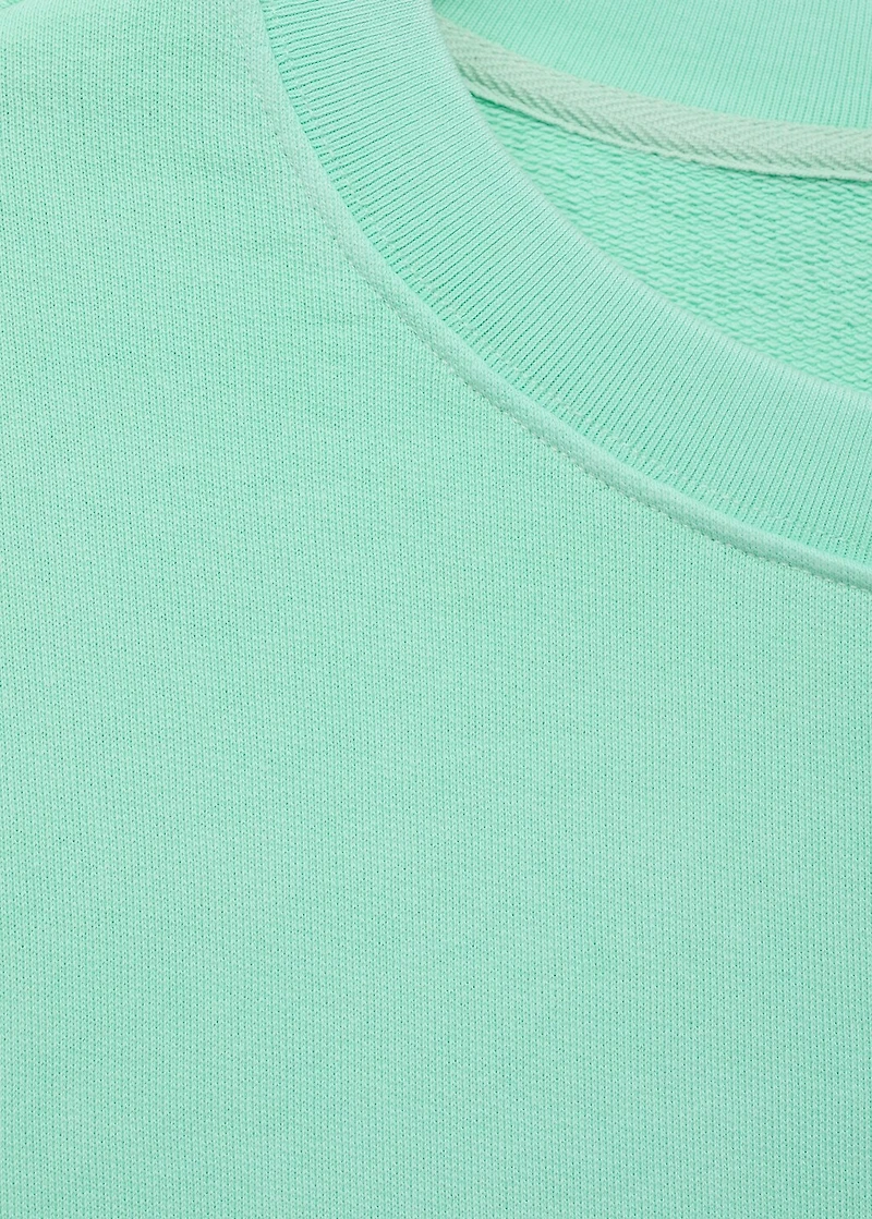 Sweatshirt with seamless finish