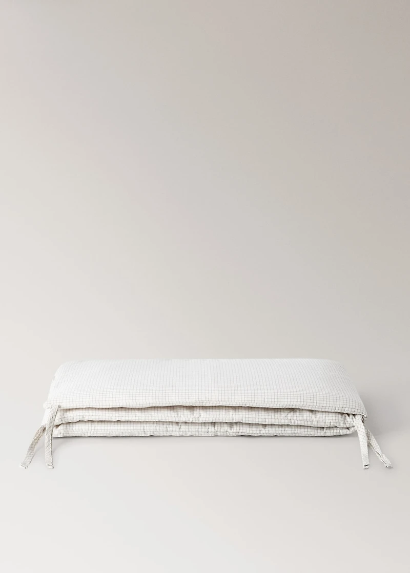 Cotton yarn-dyed protector with mini-check pattern for cot