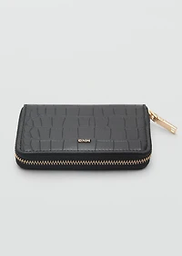 Medium wallet with croc effect