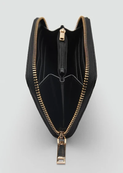 Medium wallet with croc effect