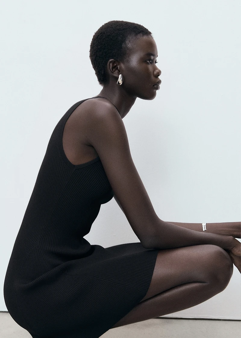 Fitted sweater dress