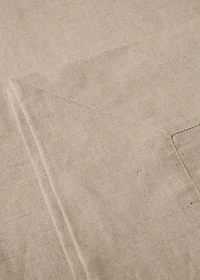 Linen tablecloth for 6 to 8 diners