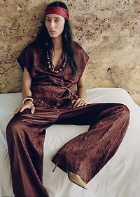 Double-breasted crinkled-effect vest