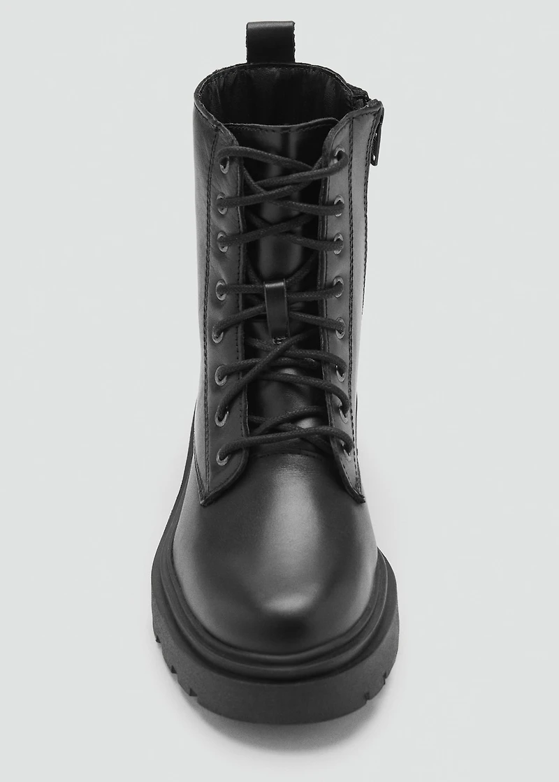 Lace-up leather ankle boots