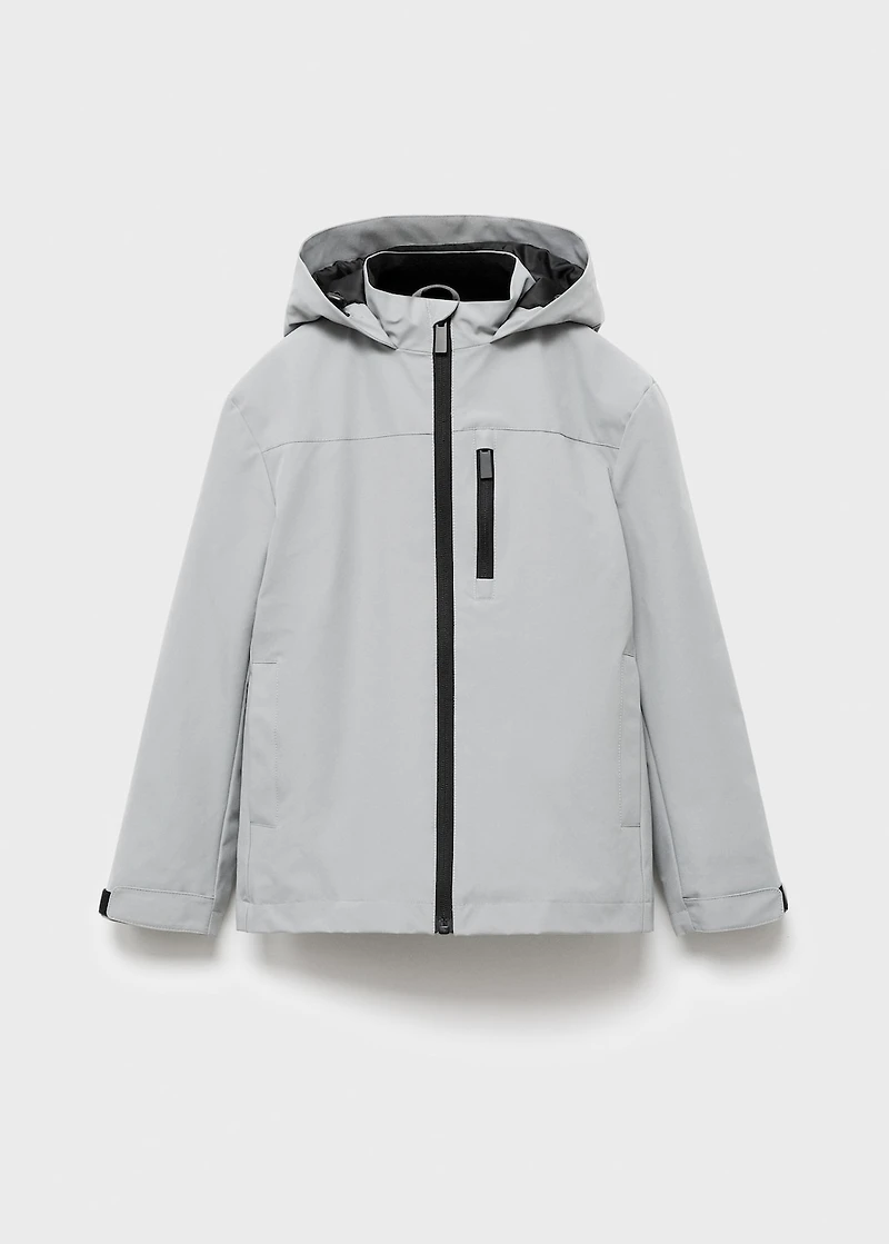 Hooded water-repellent coat