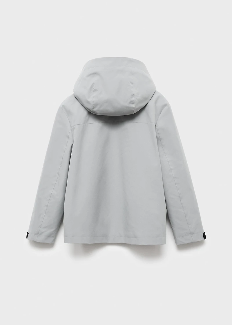 Hooded water-repellent coat