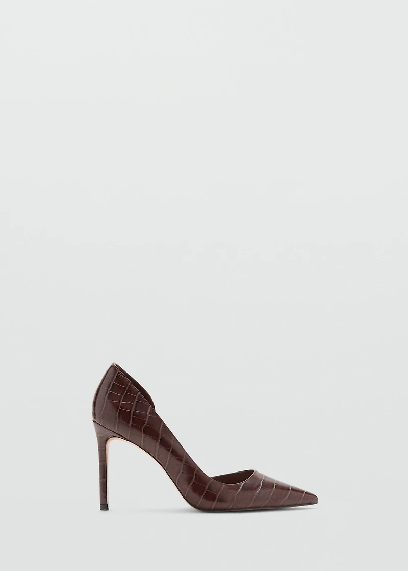 Asymmetrical croc-effect heeled shoes