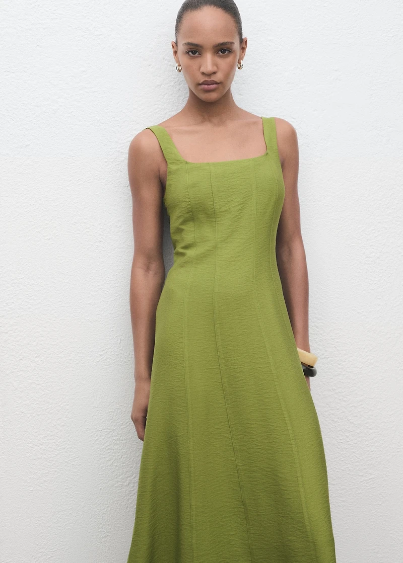 Midi-dress with stitching