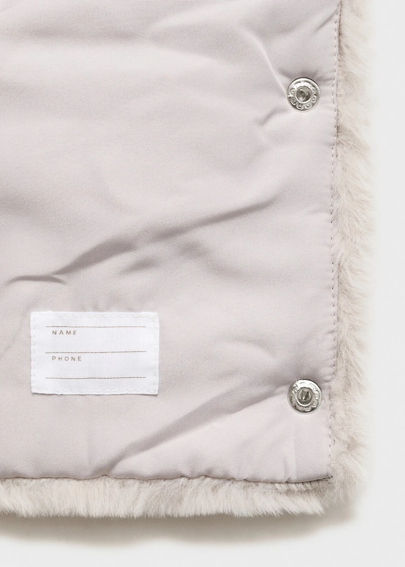 Fur-effect cape vest