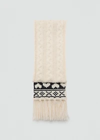 Knit scarf