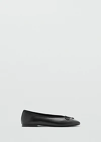 Leather ballet flats with bow
