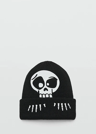 Skull knit beanie