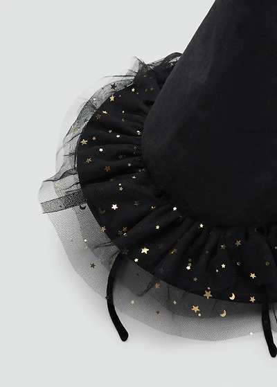 Witch hat with tulle stars