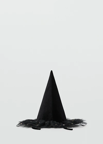 Witch hat with tulle stars