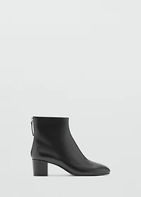 Leather ankle boots with block heel
