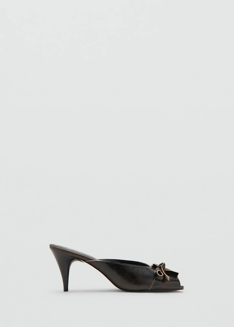 Leather high-heeled sandals with bow