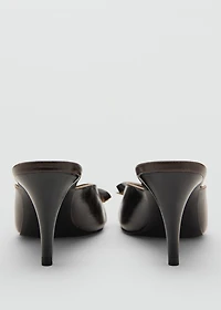 Leather high-heeled sandals with bow