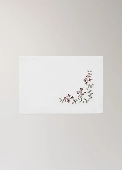 Embroidered Christmas floral placemat
