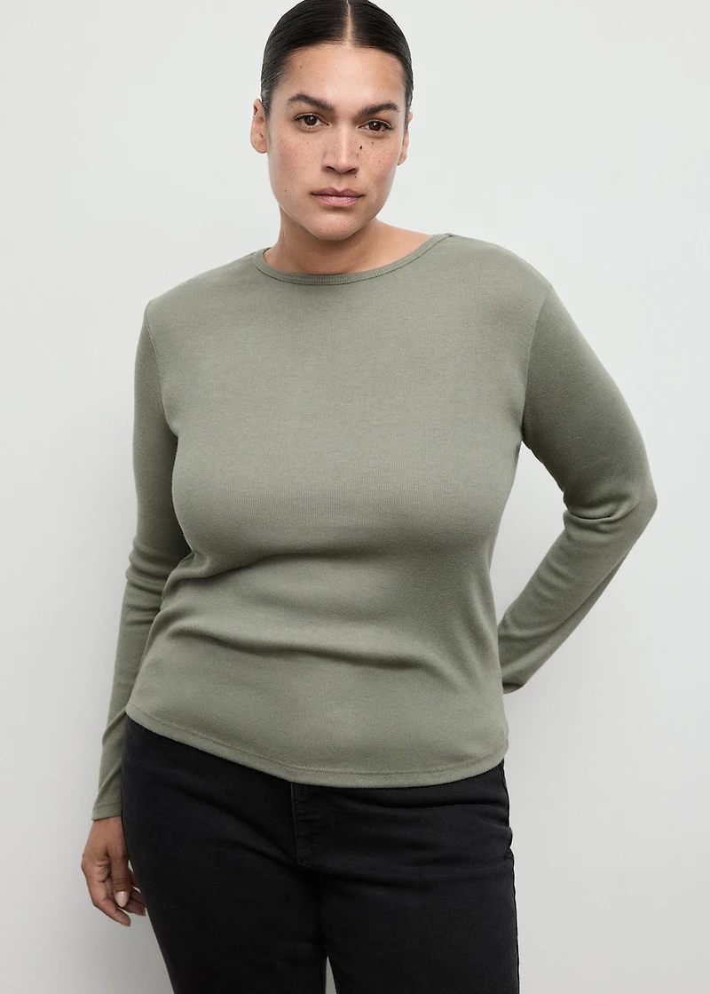 Ribbed long-sleeved t-shirt