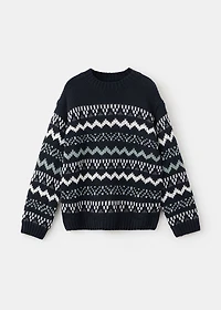 Knitted sweater with trim