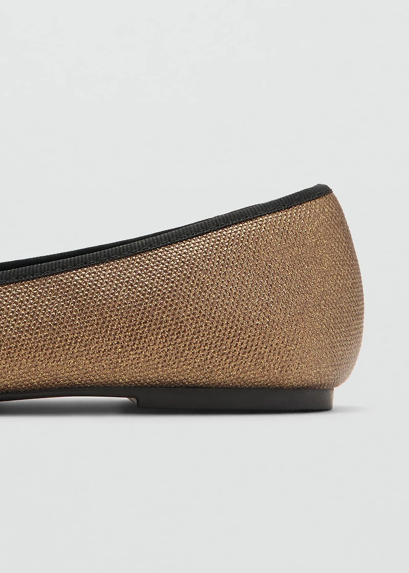 Ballet flats with bows