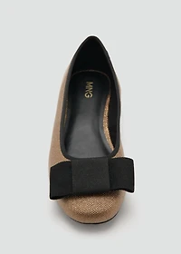 Ballet flats with bows