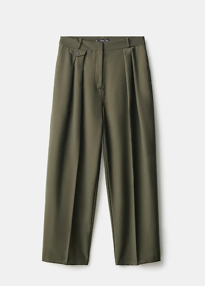 Pleated trousers with button detail