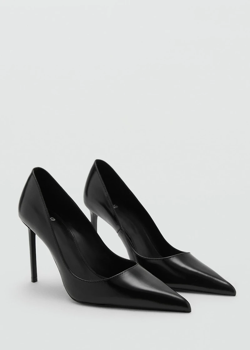 Pointed-toe leather heeled shoes