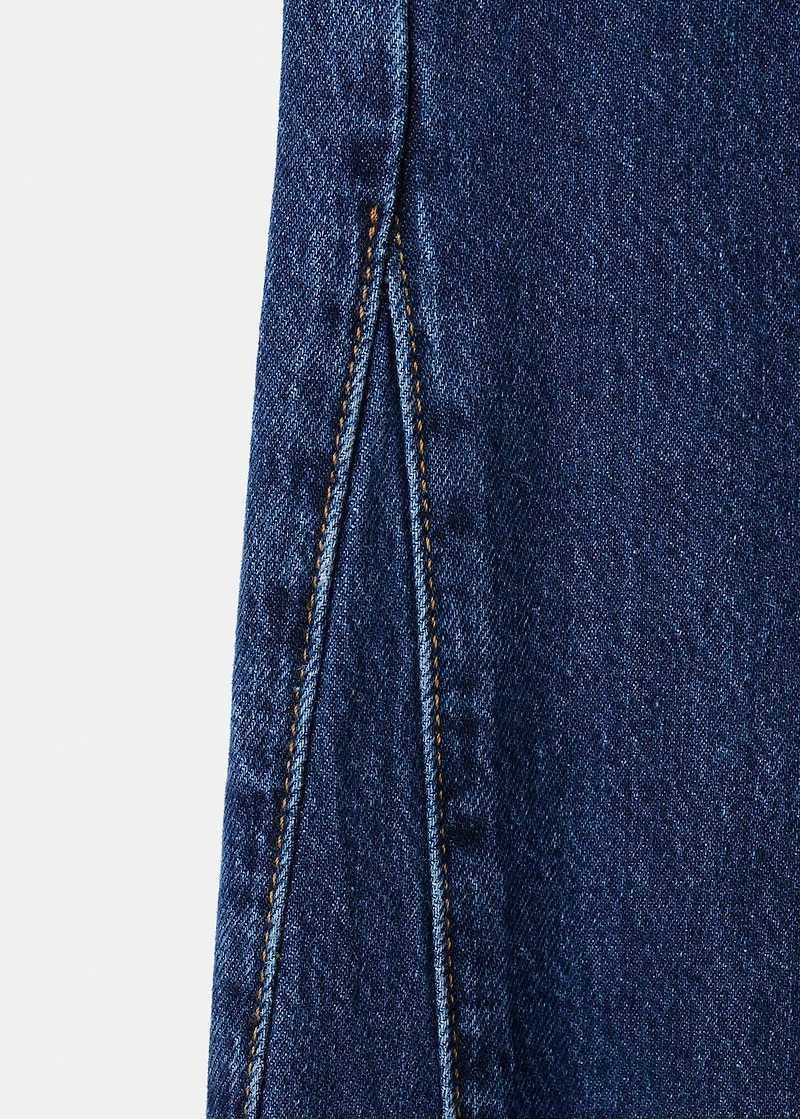 Straight-leg jeans with stitching detail