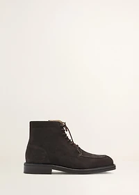 Lace-up leather ankle boots