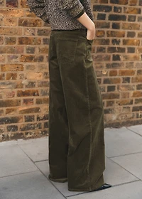 Wide-leg corduroy jeans
