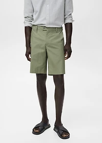 Cotton bermuda shorts with an interior elastic strip