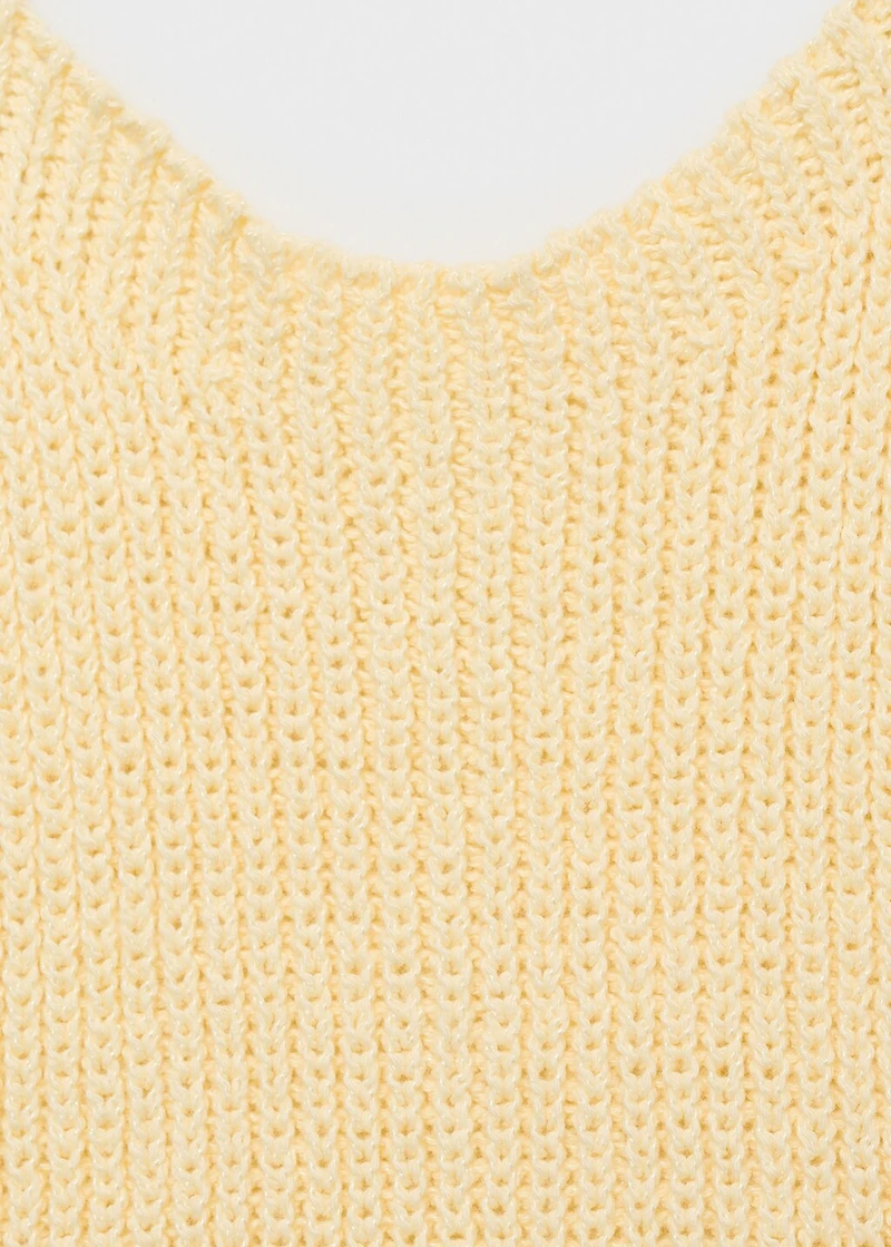 Halter-neck knitted top