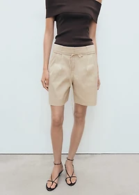 Linen shorts with bow and belt