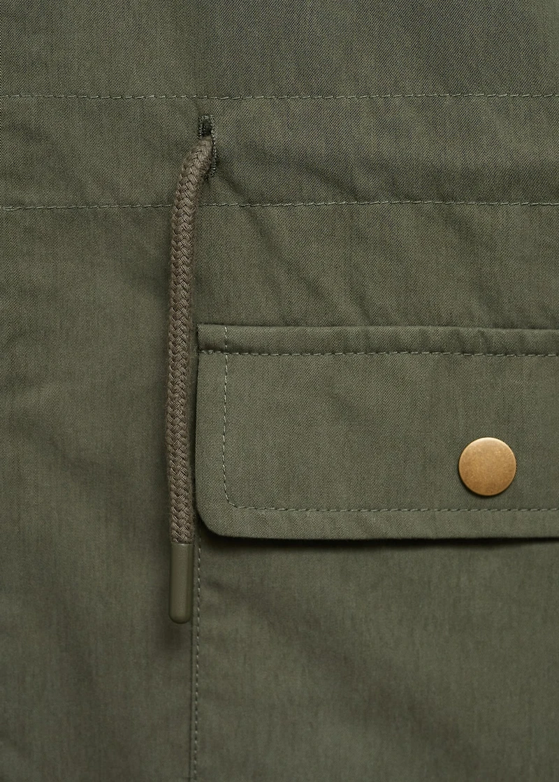 Pocket safari-style trench