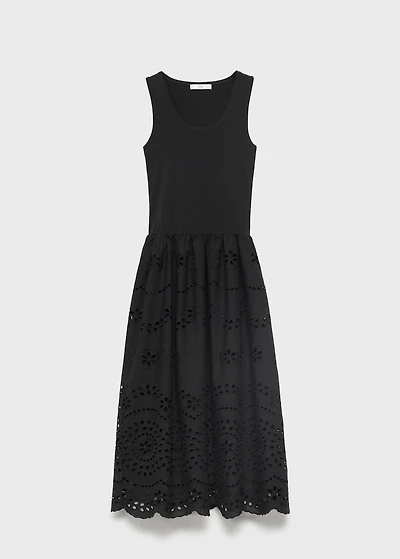 Embroidered combined dress with lace accents