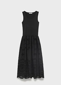 Embroidered combined dress with lace accents