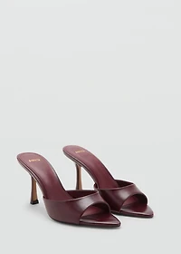 Pointed-heel sandals