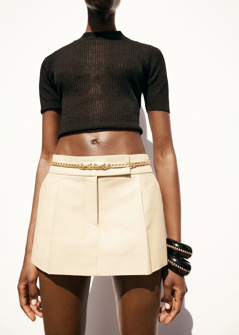 Mini-skirt with pleats