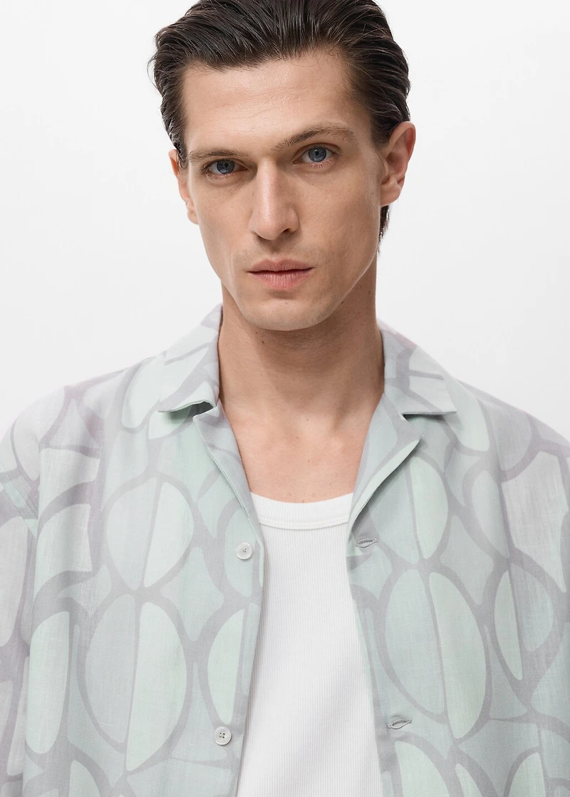 Printed short-sleeved shirt