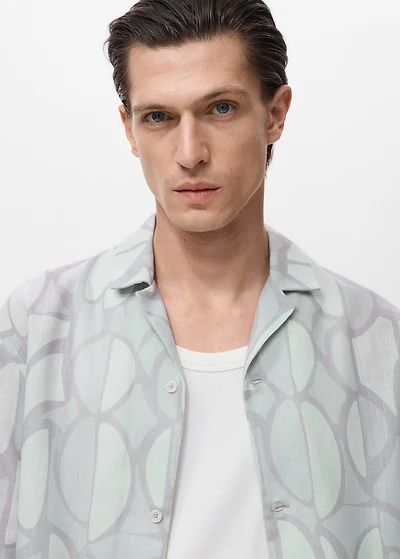 Printed short-sleeved shirt