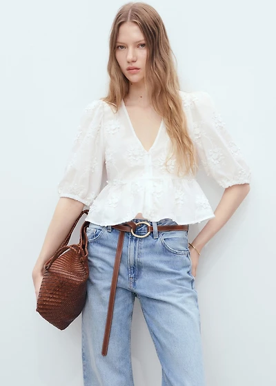 Cotton blouse with floral embroidery