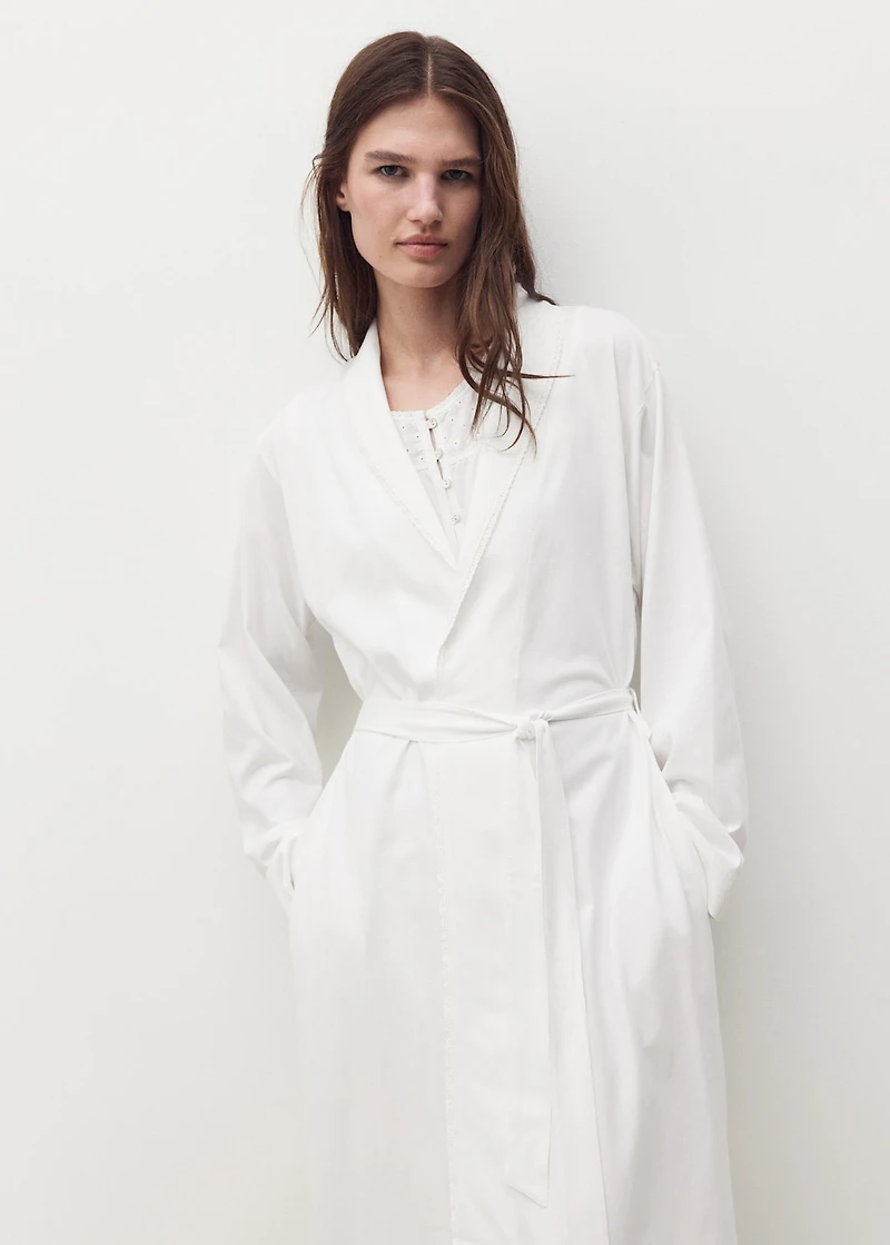 Cotton gown with embroidery detail